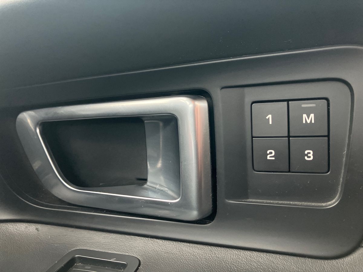 Used Land Rover Discovery Sport 2017 for sale - 77562726: Photo 35