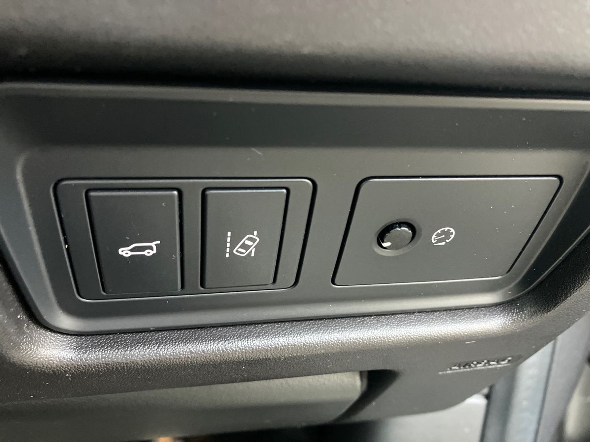 Used Land Rover Discovery Sport 2017 for sale - 77562726: Photo 46