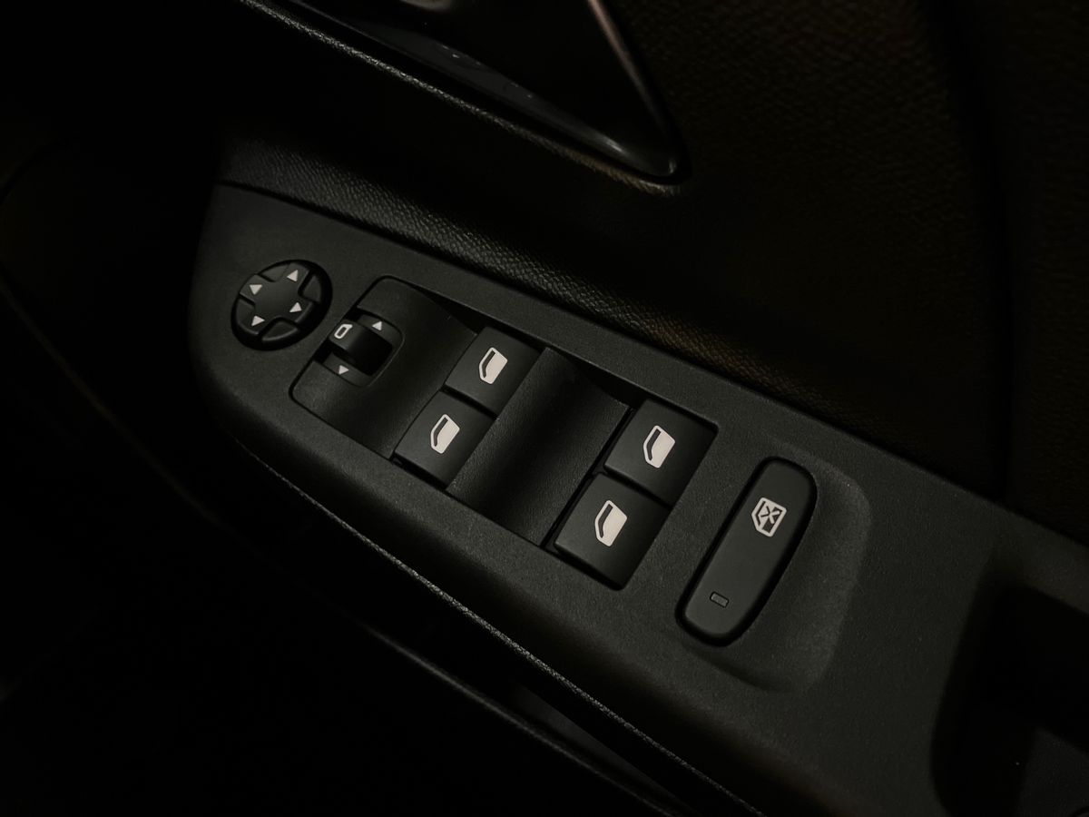 Used Vauxhall Corsa 2025 for sale - 76845462: Photo 18