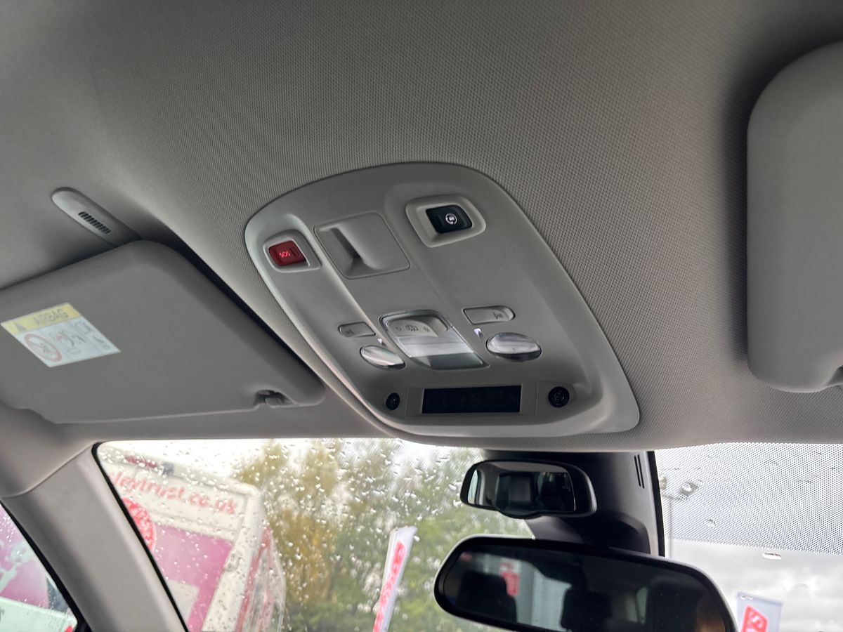 Used Vauxhall Vivaro Life 2022 for sale - 76491211: Photo 22