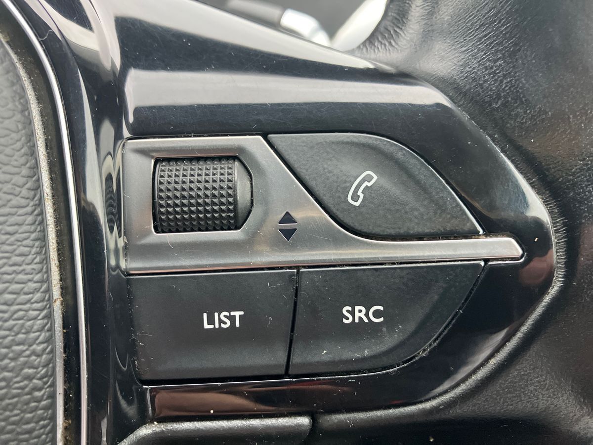 Used Peugeot 5008 2021 for sale - 76300482: Photo 23