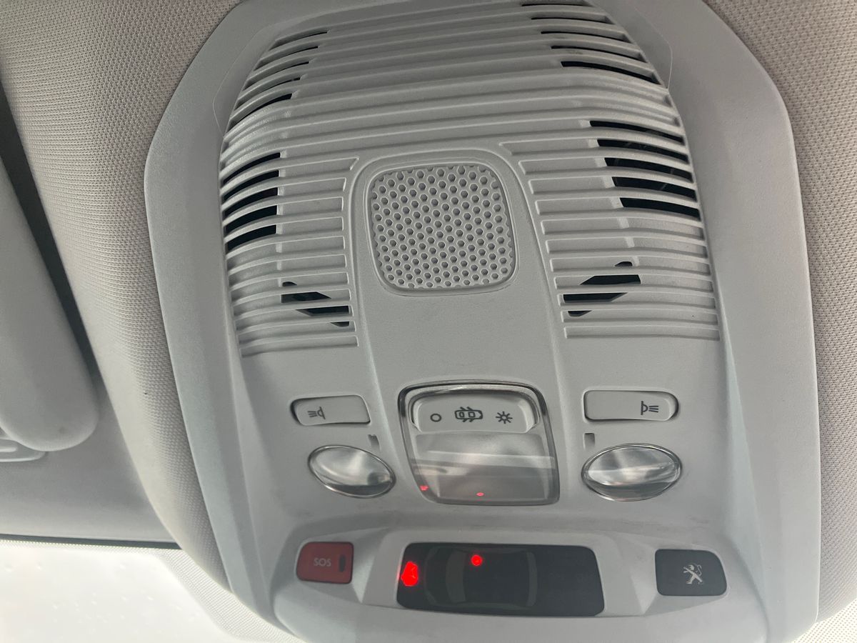 Used Peugeot 5008 2021 for sale - 76300482: Photo 30