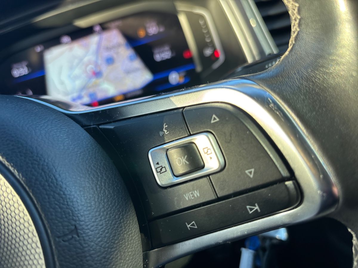 Used Volkswagen T-Roc 2019 for sale - 76663282: Photo 23