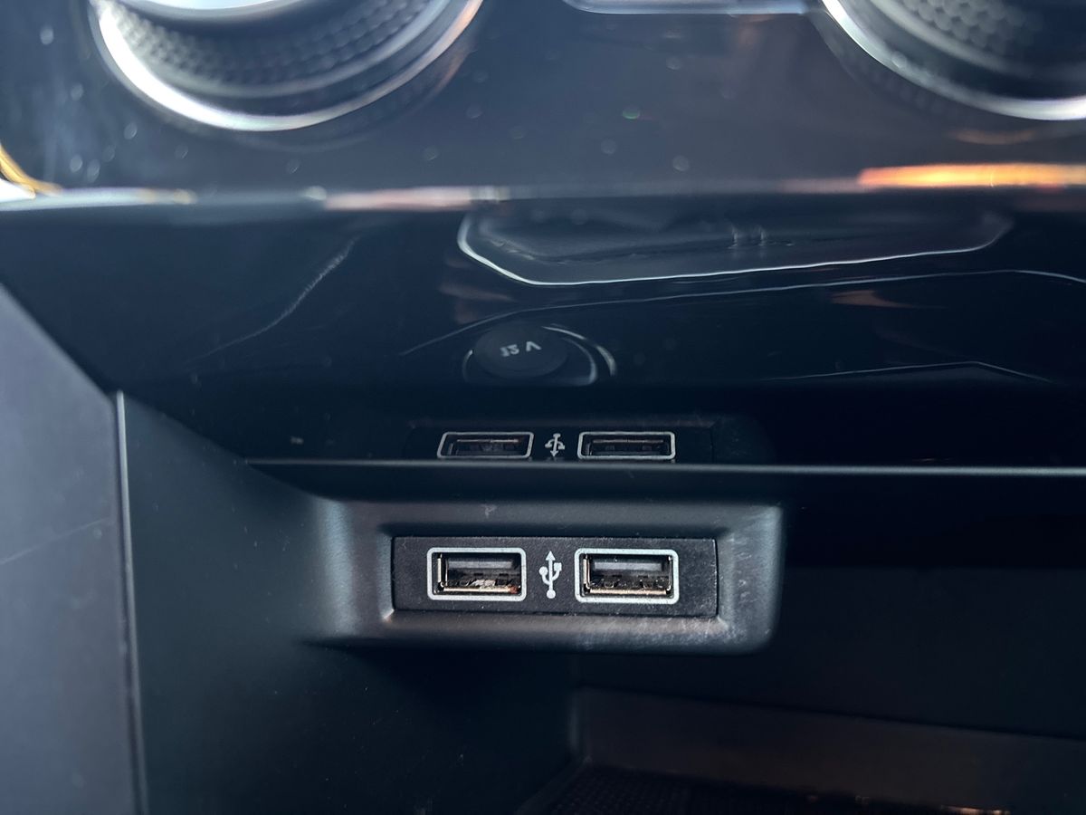 Used Volkswagen T-Roc 2019 for sale - 76663282: Photo 26