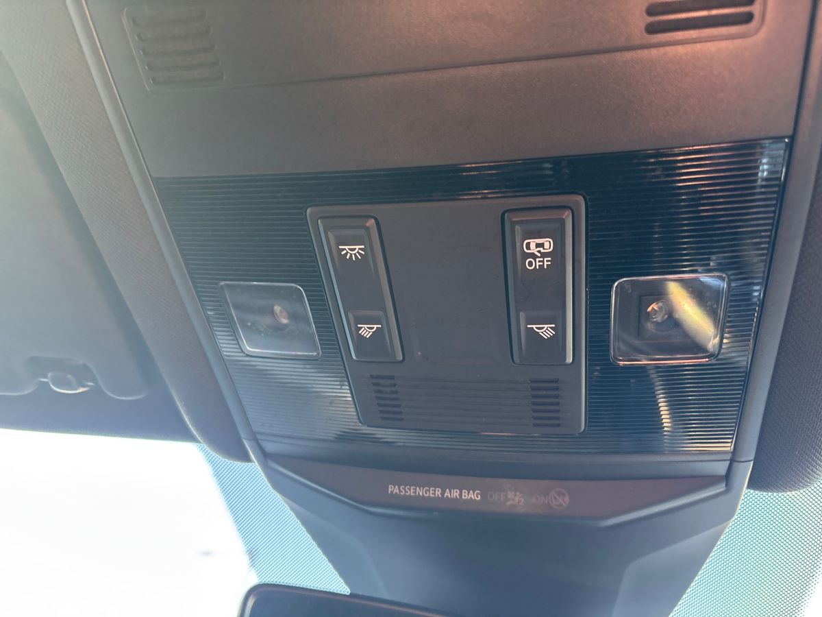 Used Volkswagen T-Roc 2019 for sale - 76663282: Photo 29