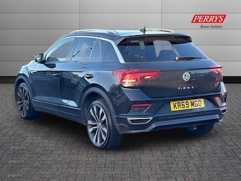 Used Volkswagen T-Roc 2019 for sale - 76663282: Photo