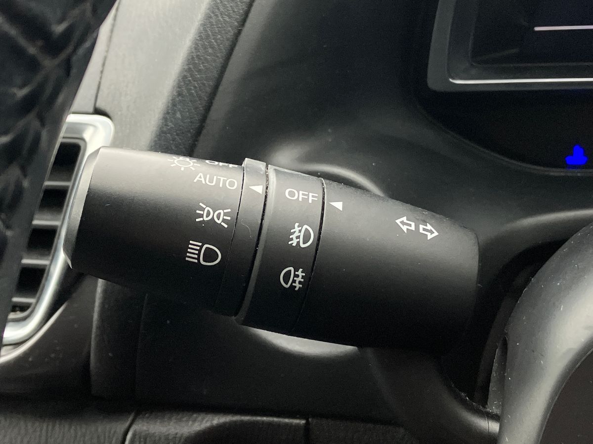 Used Mazda Mazda3 2017 for sale - 77283308: Photo 41