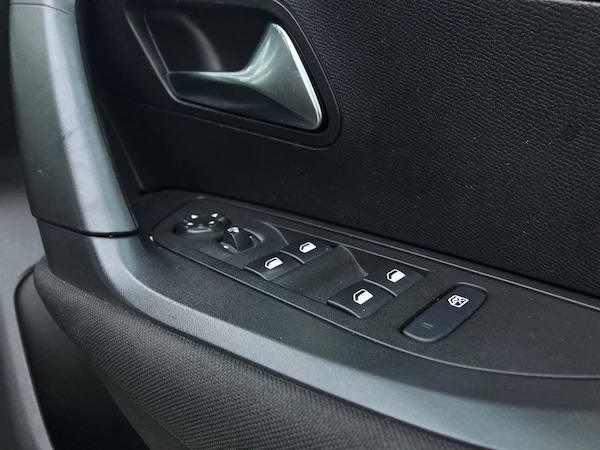 Used Peugeot 2008 2022 for sale - 75212664: Photo 21