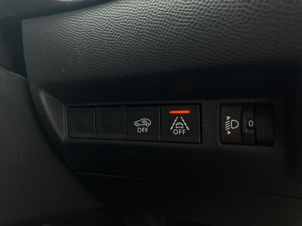 Used Peugeot 2008 2022 for sale - 75212664: Photo 28