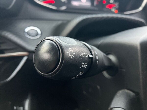Used Peugeot 2008 2022 for sale - 75212664: Photo 35