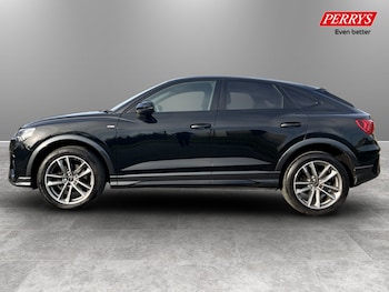 Used Audi Q3 2023 for sale - 77916580: Photo