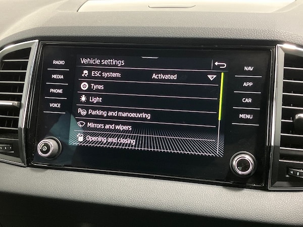 Used Skoda Karoq 2022 for sale - 75143898: Photo 32
