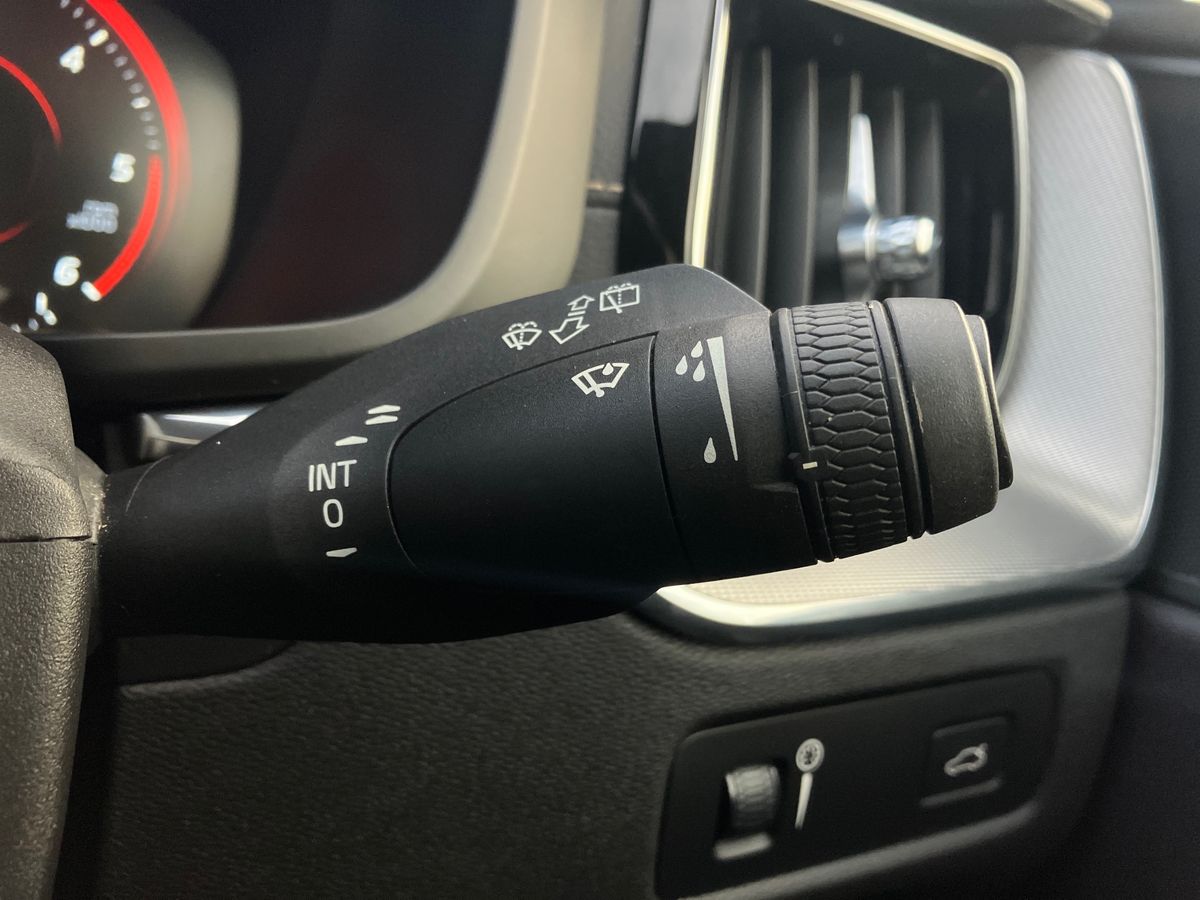 Used Volvo XC60 2019 for sale - 77283301: Photo 35