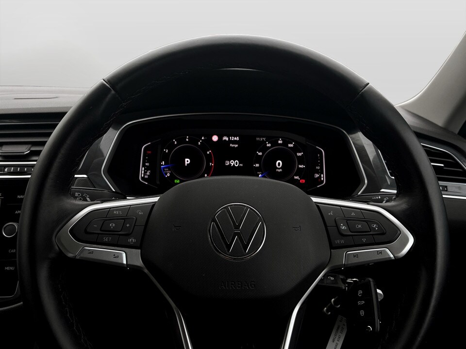 Used Volkswagen Tiguan Allspace 2023 for sale - 77604165: Photo 16