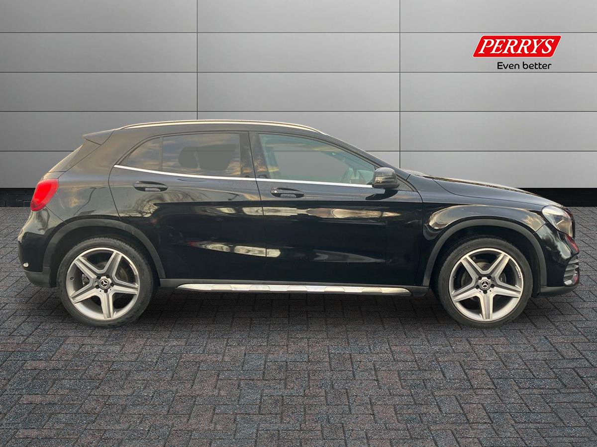 Used Mercedes-Benz GLA 2018 for sale - 77350656: Photo 3