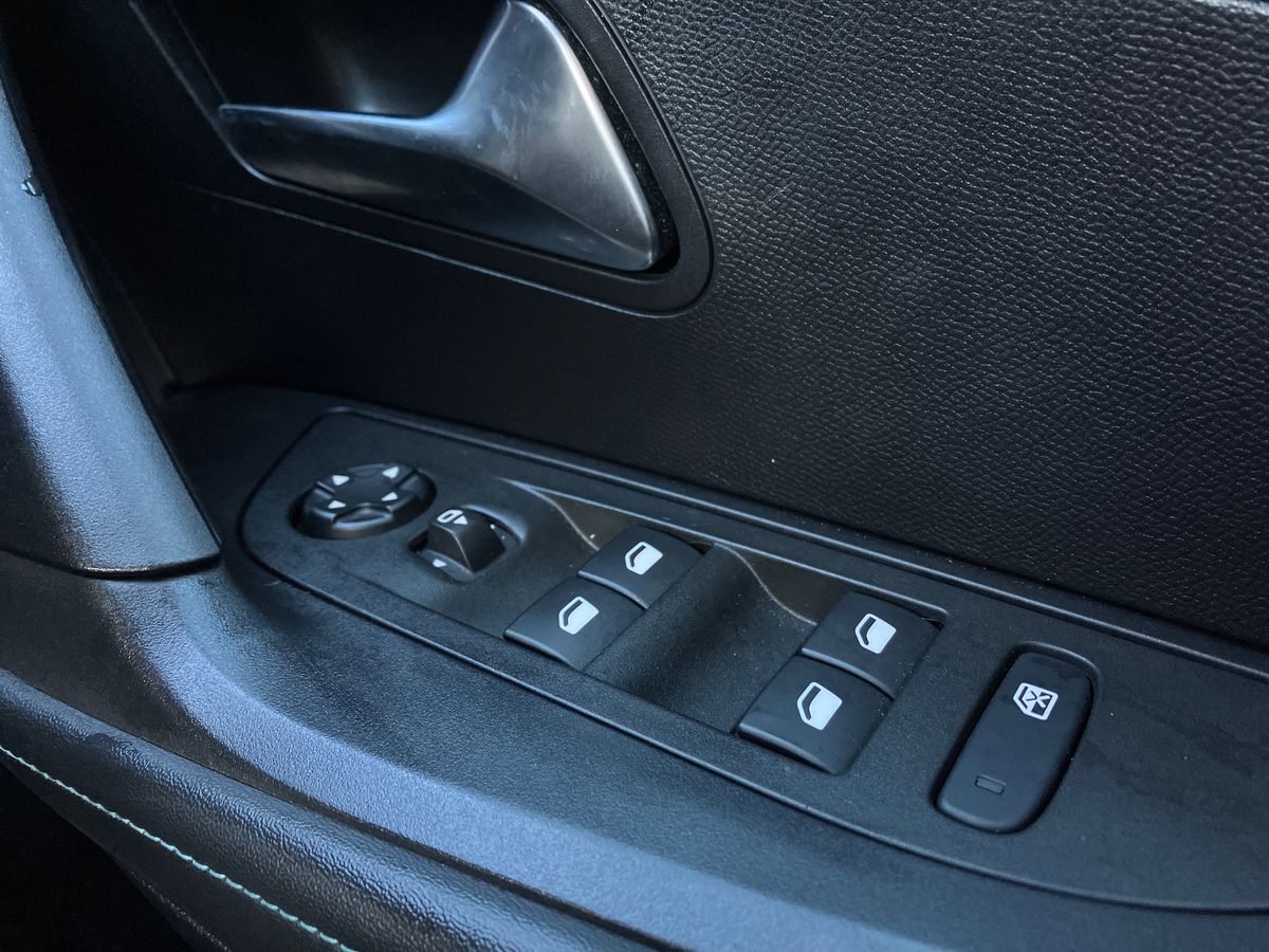 Used Peugeot 2008 2022 for sale - 76462195: Photo 18