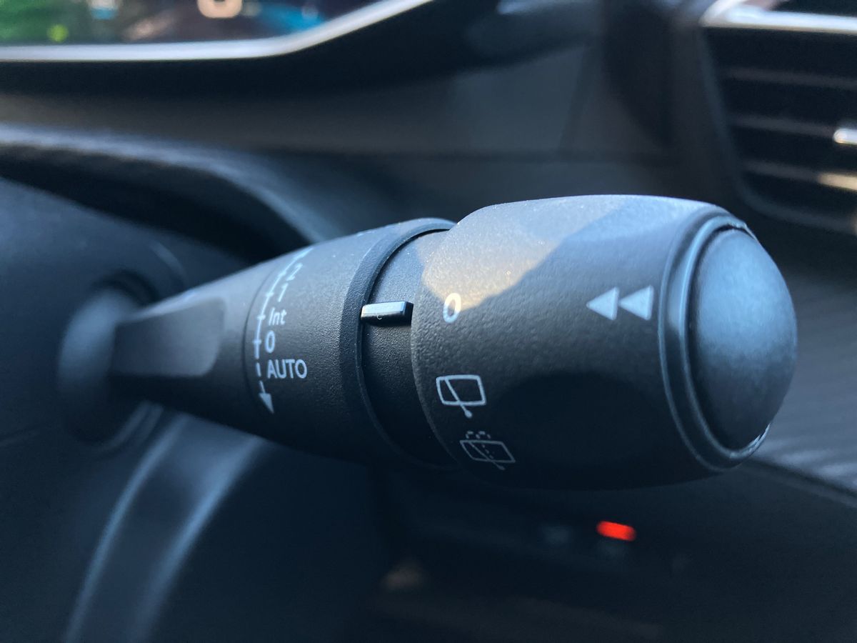 Used Peugeot 2008 2022 for sale - 76462195: Photo 24