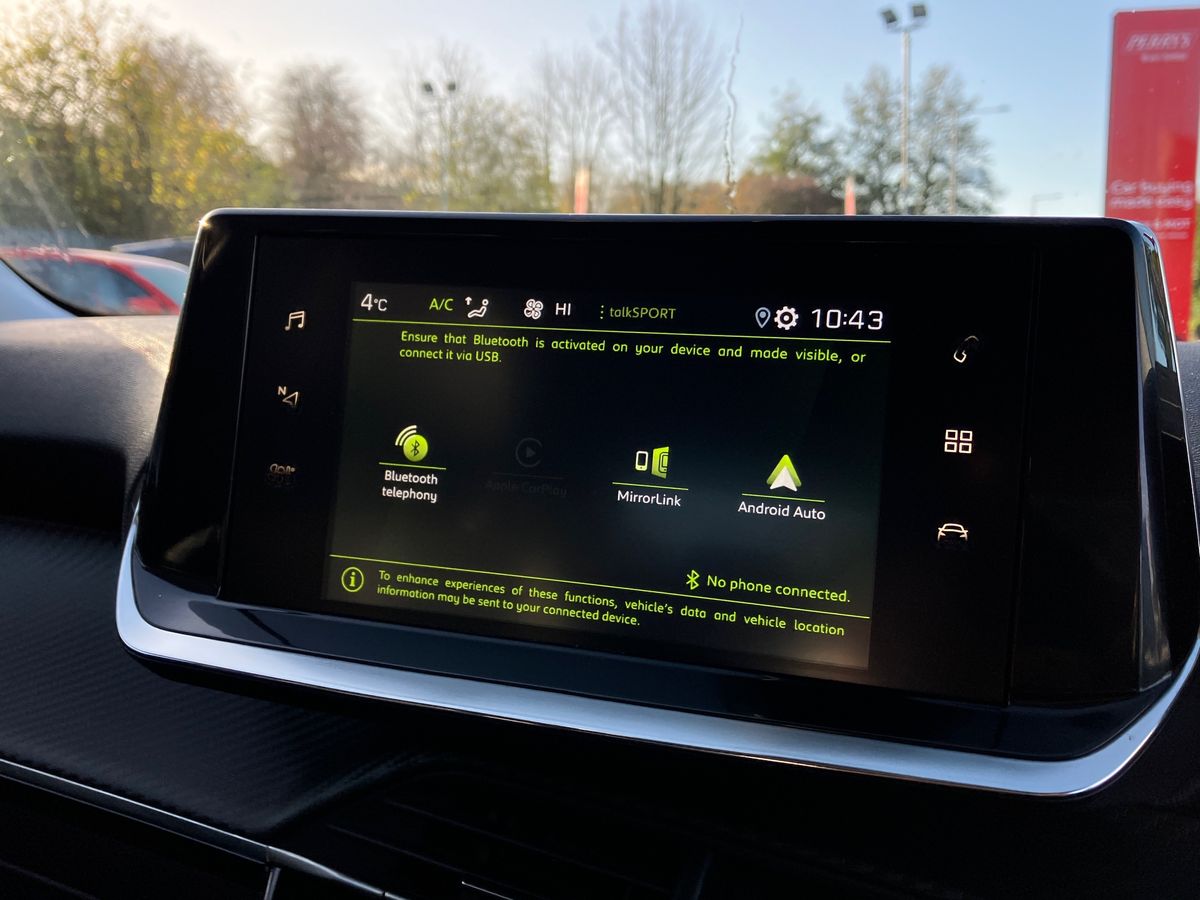 Used Peugeot 2008 2022 for sale - 76462195: Photo 30