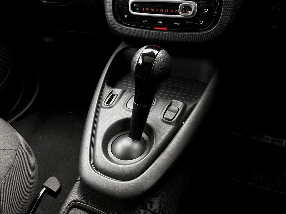 Used smart fortwo 2023 for sale - 77980592: Photo 70