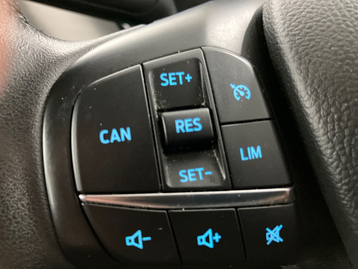 Used Ford Focus 2020 for sale - 77002133: Photo 16