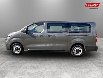 Used Vauxhall Vivaro Life 2023 for sale - 78775284: Photo