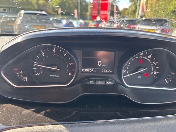 Used Peugeot 208 2014 for sale - 75453092: Photo 15