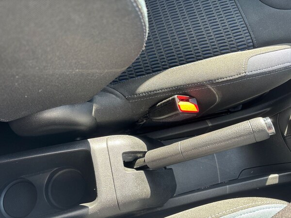 Used Peugeot 208 2014 for sale - 75453092: Photo 29