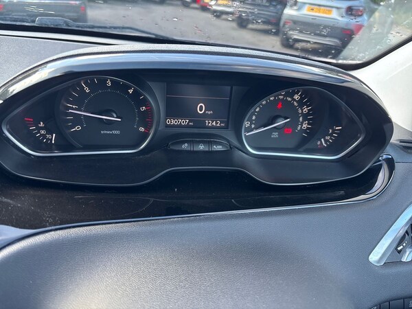 Used Peugeot 208 2014 for sale - 75453092: Photo 35