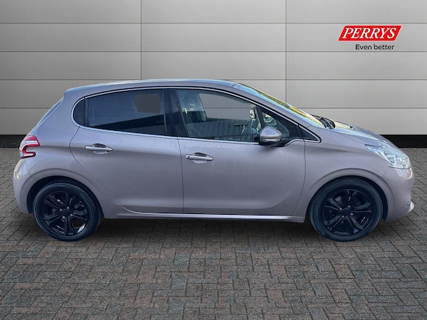 Used Peugeot 208 2014 for sale - 75453092: Photo 4