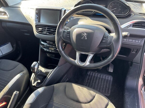 Used Peugeot 208 2014 for sale - 75453092: Photo 9