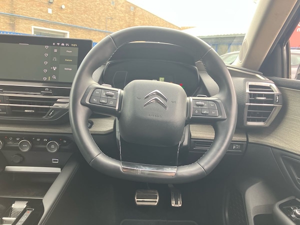 Used Citroen C5 X 2023 for sale - 76045526: Photo 17