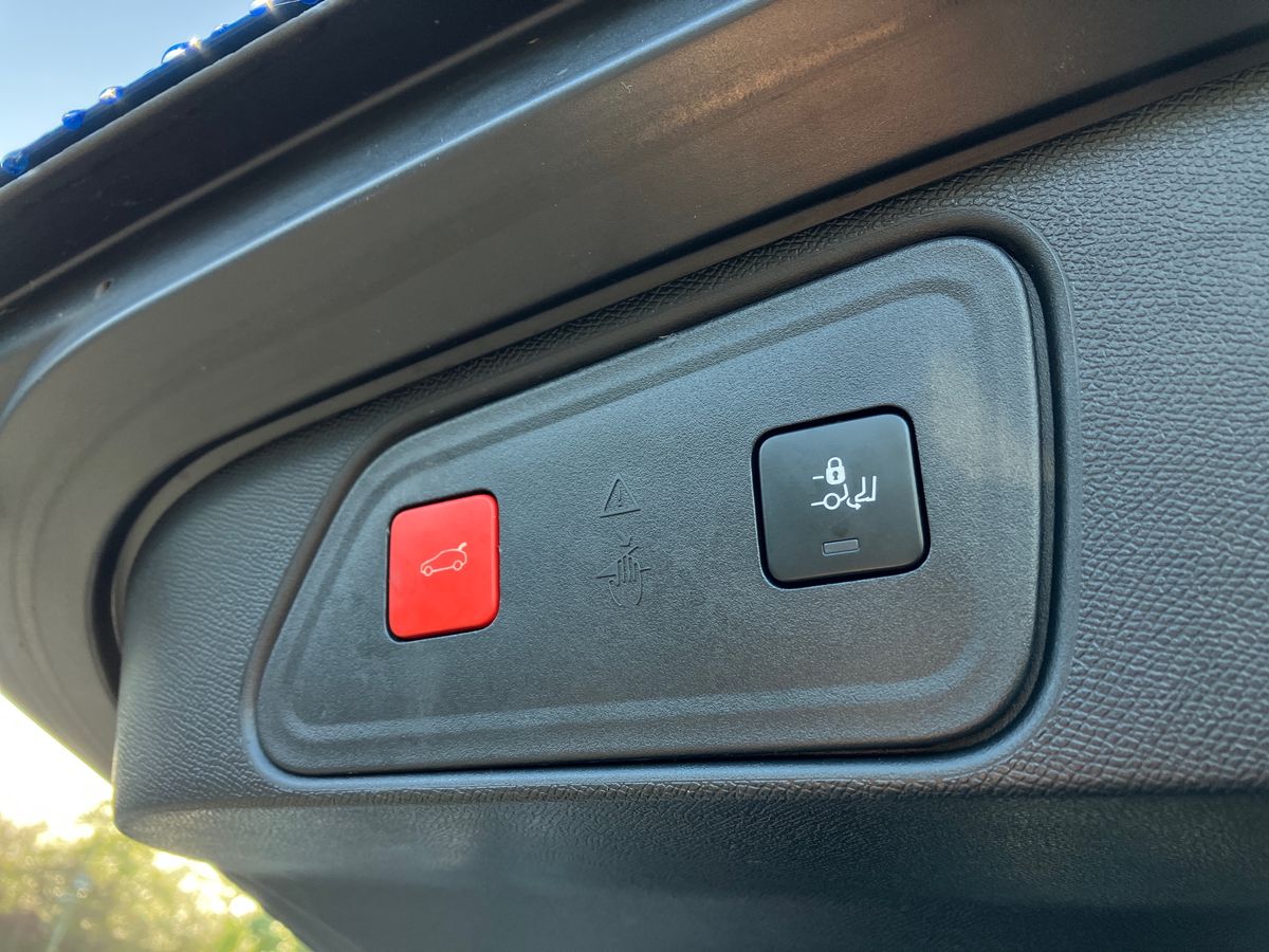 Used Peugeot 3008 2022 for sale - 77058535: Photo 37