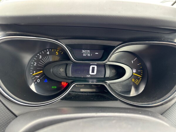 Used Renault Captur 2015 for sale - 76192343: Photo 16