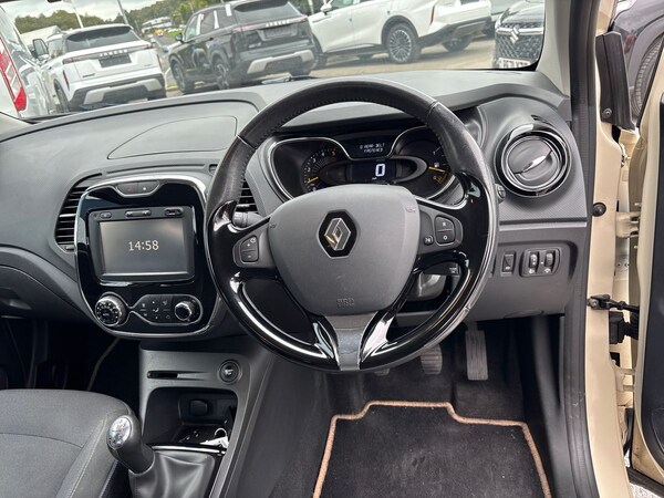 Used Renault Captur 2015 for sale - 76192343: Photo 17