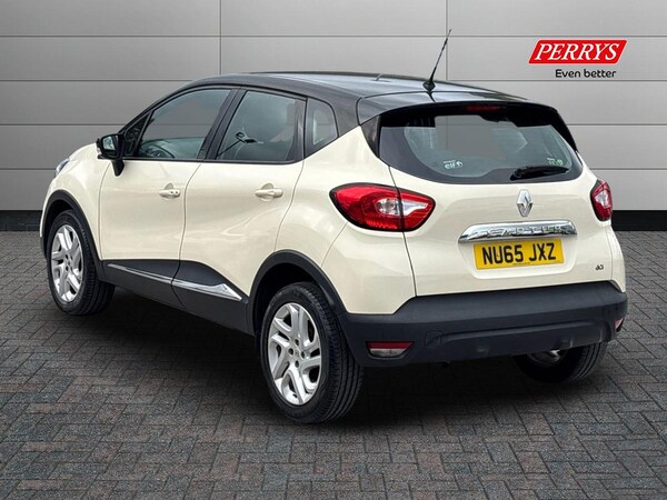 Used Renault Captur 2015 for sale - 76192343: Photo 2
