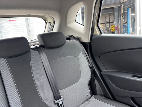 Used Renault Captur 2015 for sale - 76192343: Photo 33