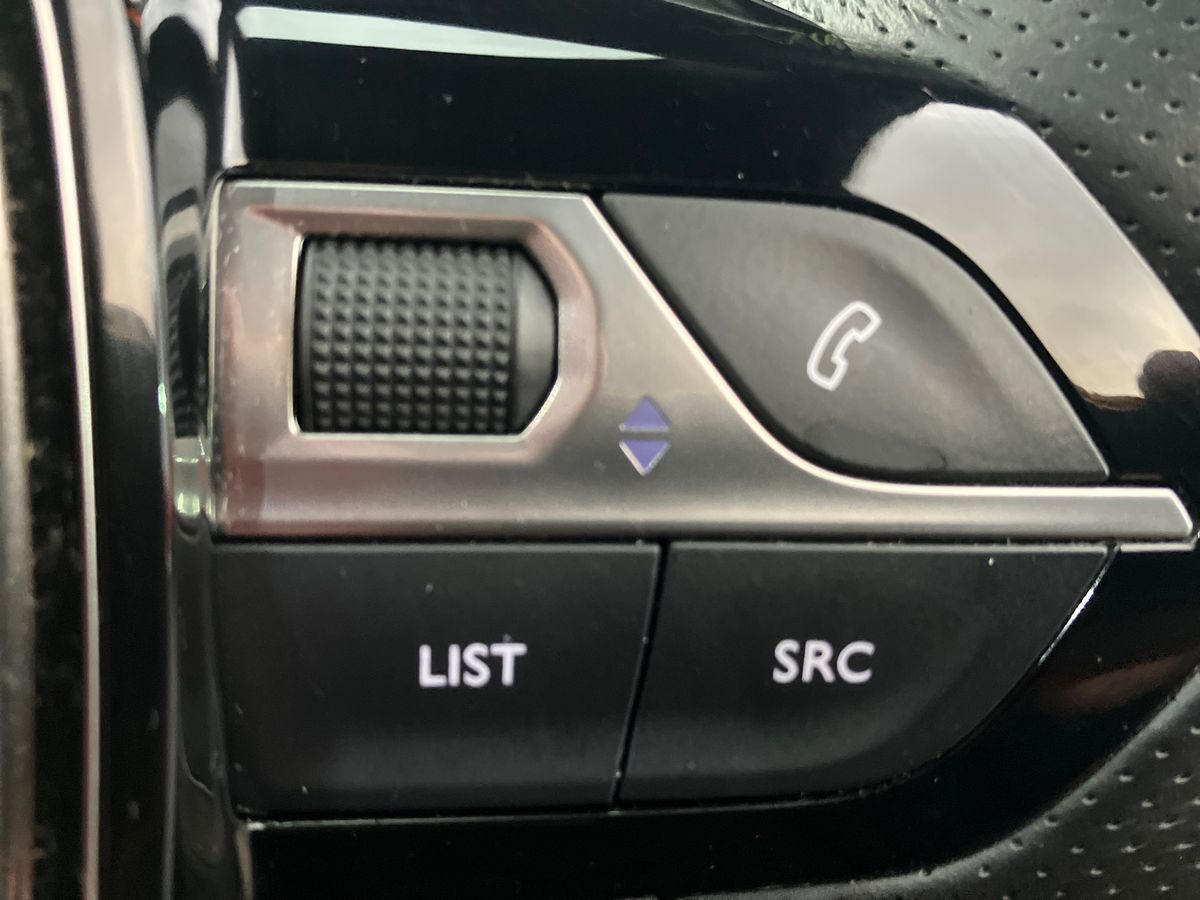 Used Peugeot 2008 2022 for sale - 76892429: Photo 28