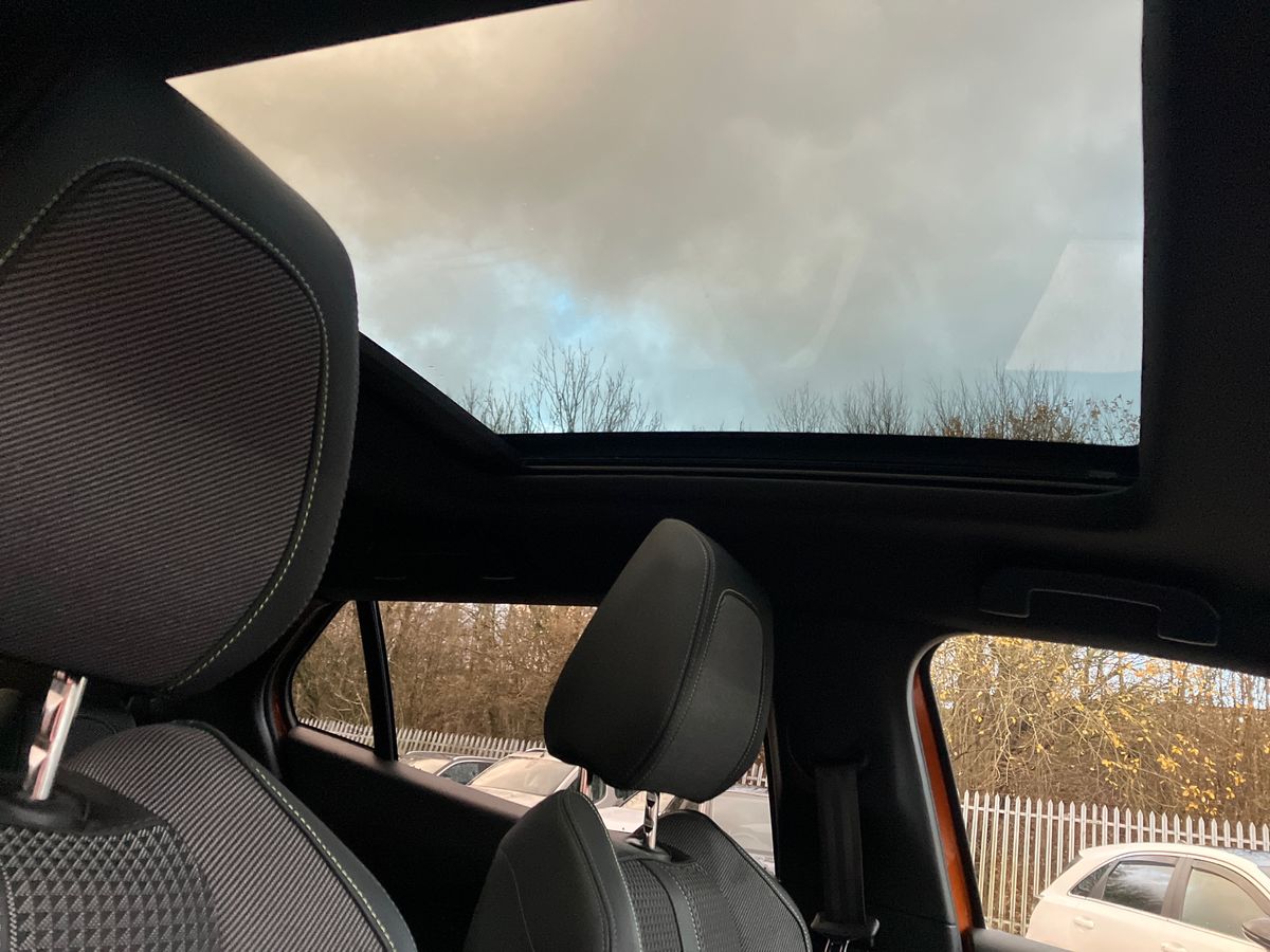 Used Peugeot 2008 2022 for sale - 76892429: Photo 38