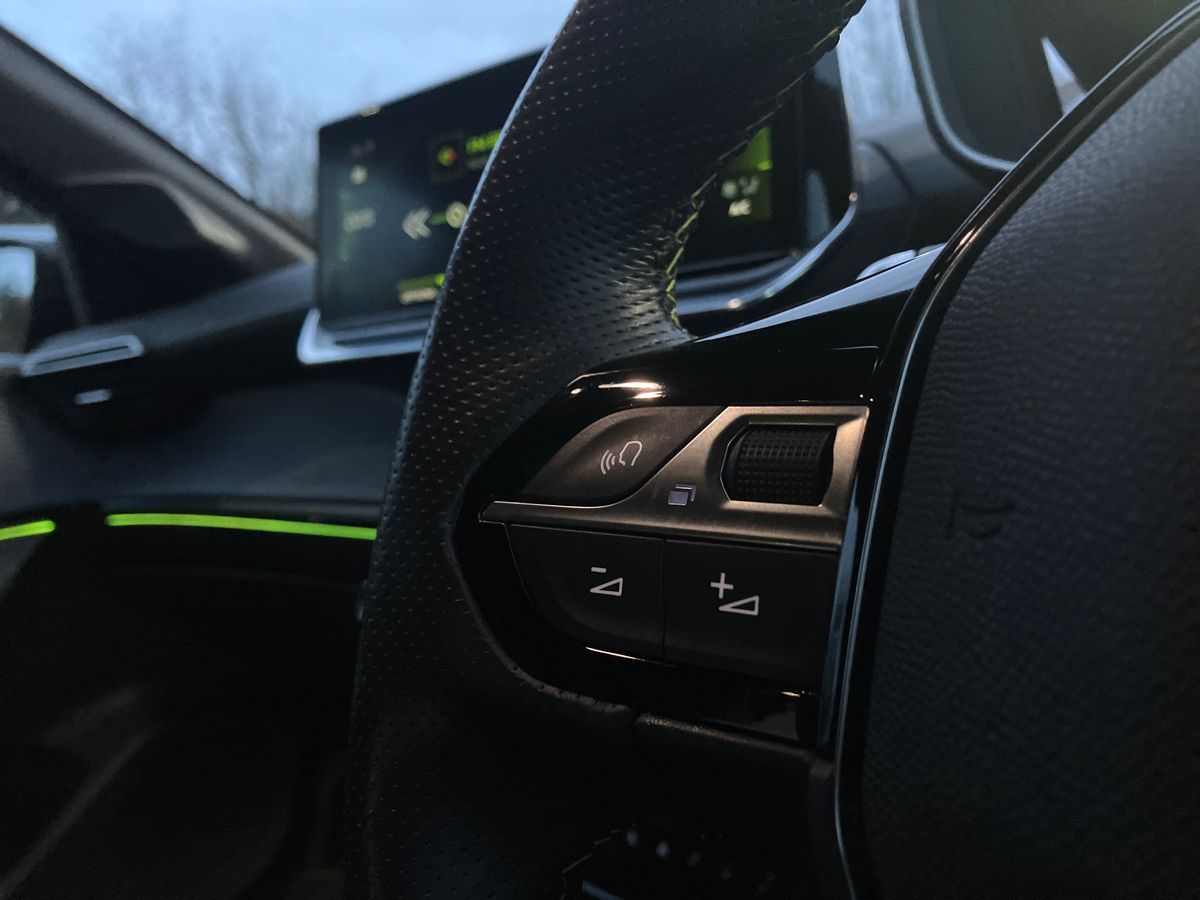 Used Peugeot 208 2021 for sale - 76845466: Photo 16