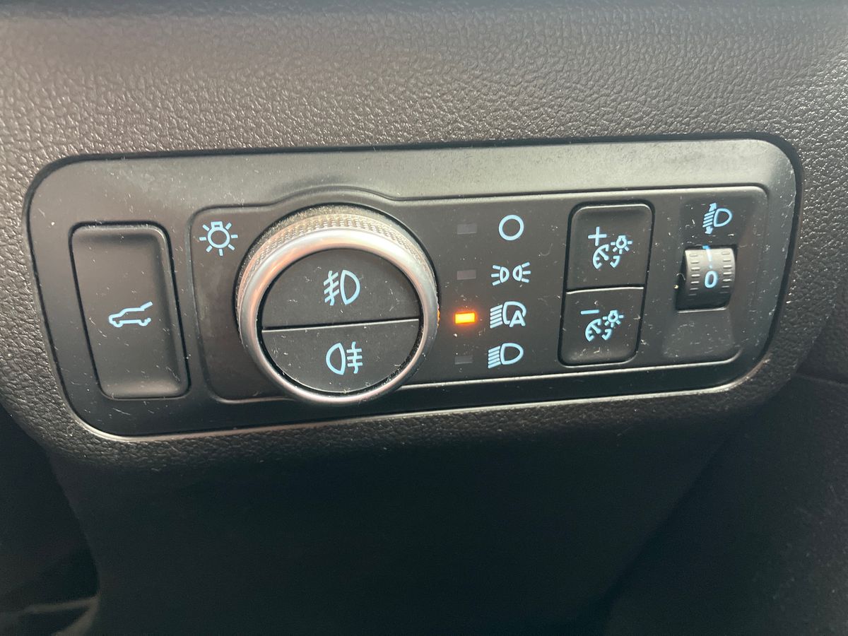 Used Ford Kuga 2022 for sale - 76142123: Photo 31