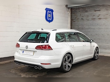 Used Volkswagen Golf 2019 for sale - 78405752: Photo