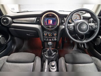 Used MINI Hatch 2018 for sale - 78405765: Photo