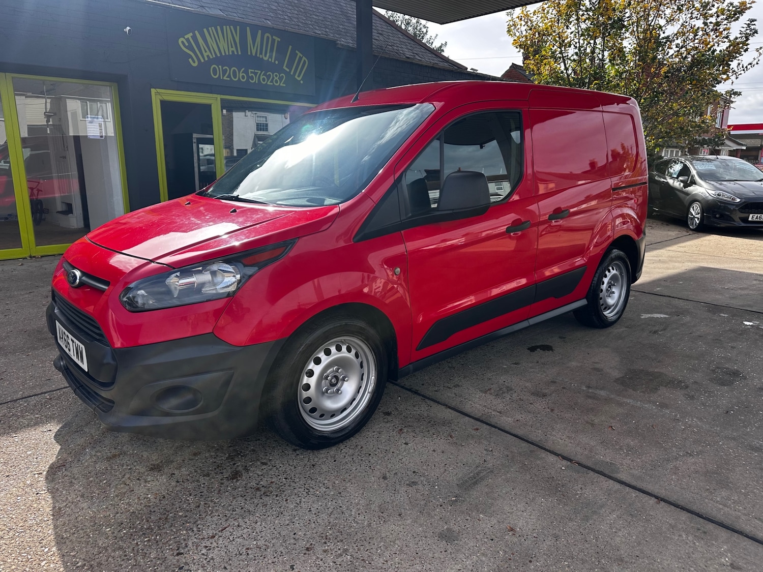 Used Ford Transit Connect 2016 for sale - 76177219: Photo 3