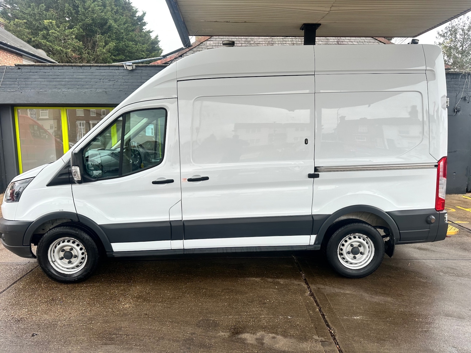 Used Ford Transit 2019 for sale - 77270707: Photo 2