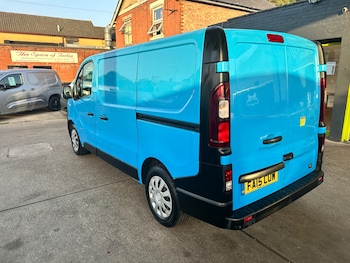 Used Vauxhall Vivaro 2015 for sale - 78987951: Photo