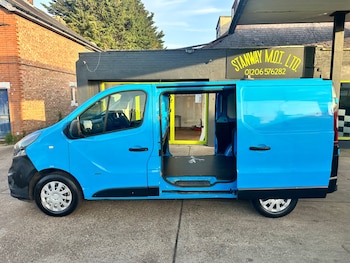Used Vauxhall Vivaro 2015 for sale - 78987951: Photo