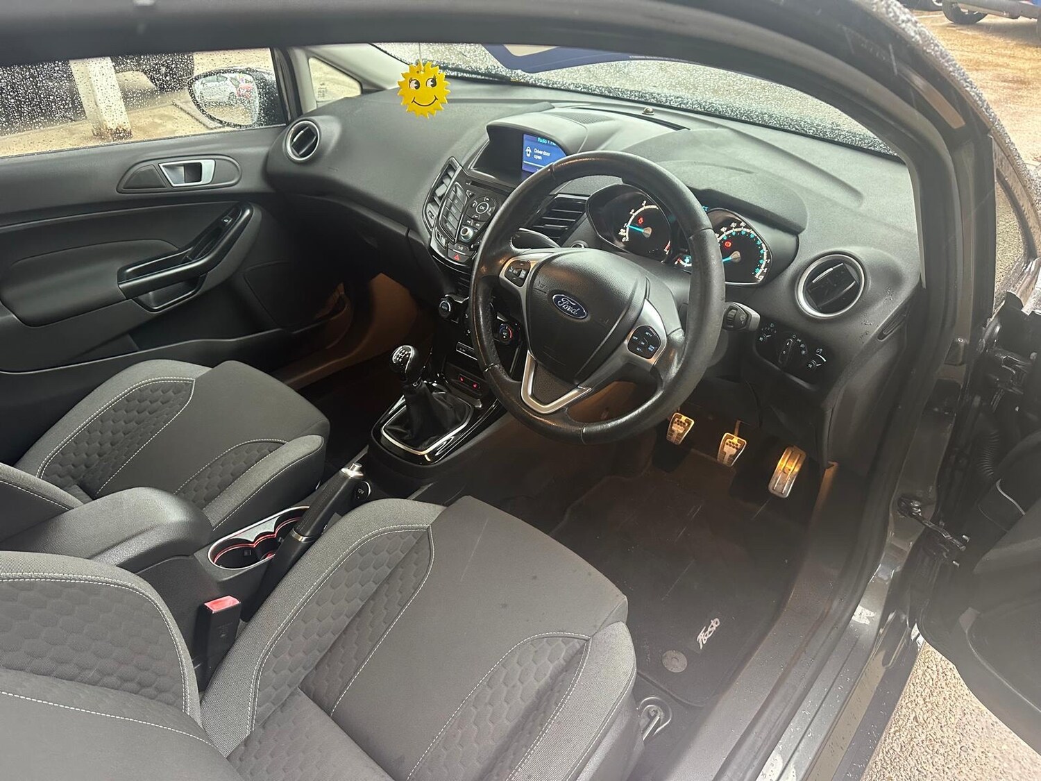Used Ford Fiesta 2015 for sale - 75850820: Photo 13