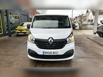 Used Renault Trafic 2018 for sale - 76770214: Photo