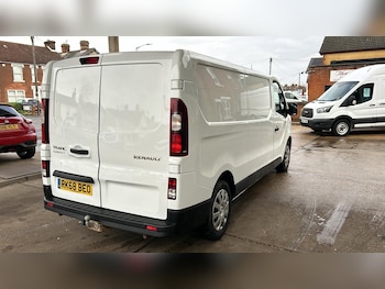 Used Renault Trafic 2018 for sale - 76770214: Photo