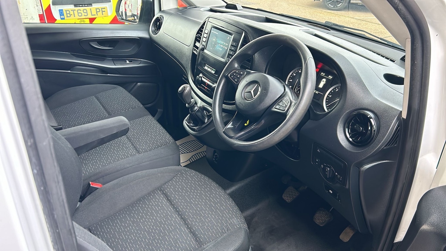 Used Mercedes-Benz Vito 2021 for sale - 77897228: Photo 7